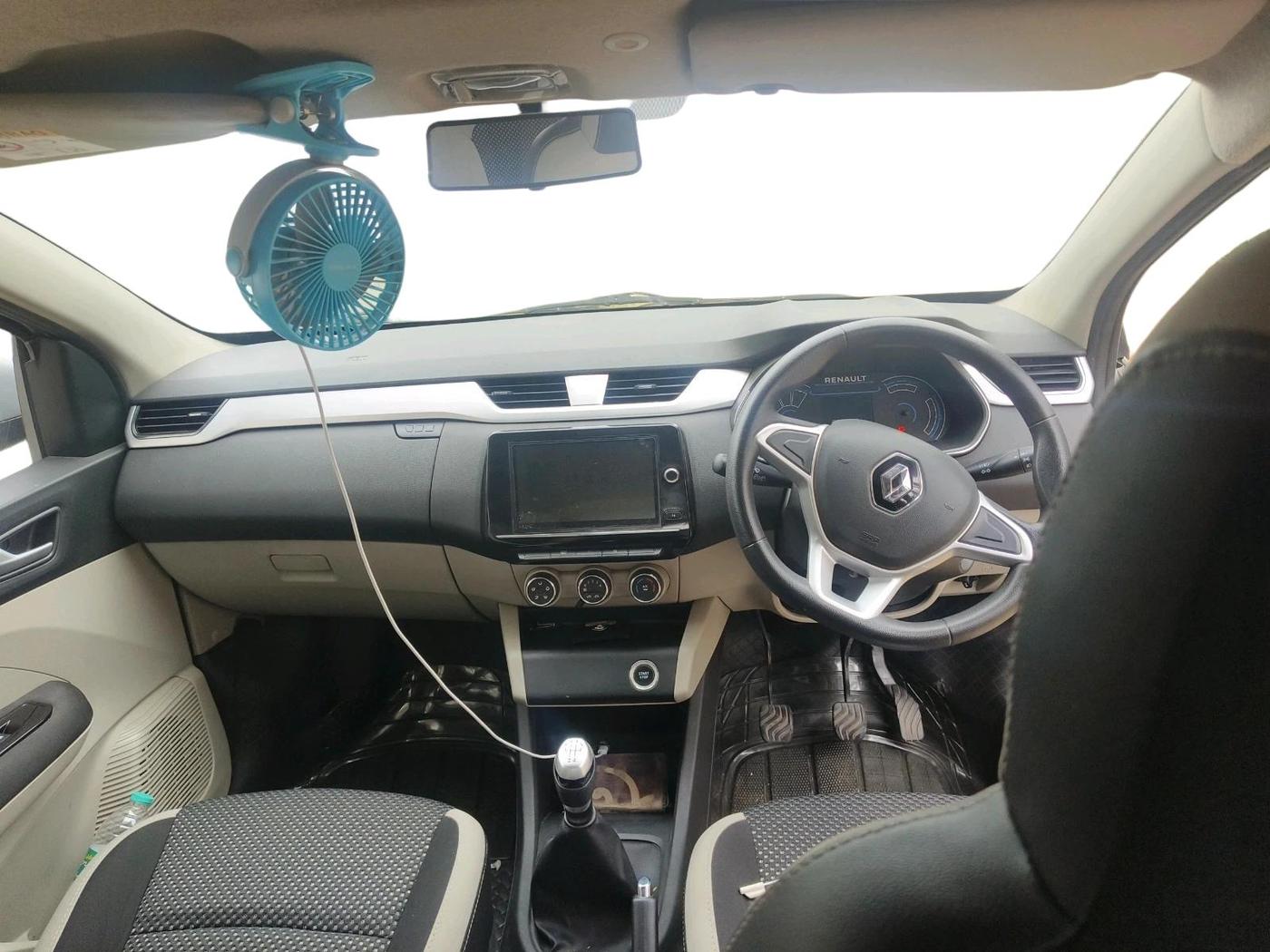 2020 Renault TRIBER RXZ, Petrol, Manual, 42,591 km, interior