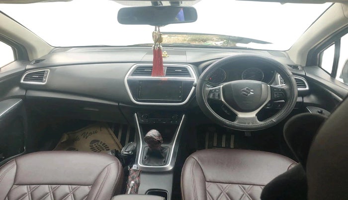 2018 Maruti S Cross ALPHA 1.3, Diesel, Manual, 1,27,365 km, interior