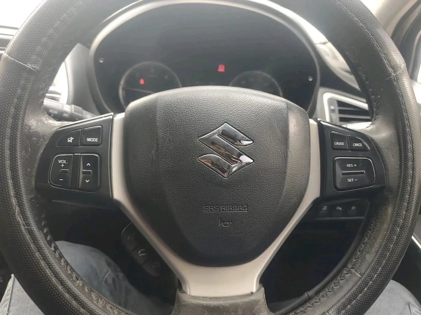 2018 Maruti S Cross ALPHA 1.3, Diesel, Manual, 1,27,365 km, interior