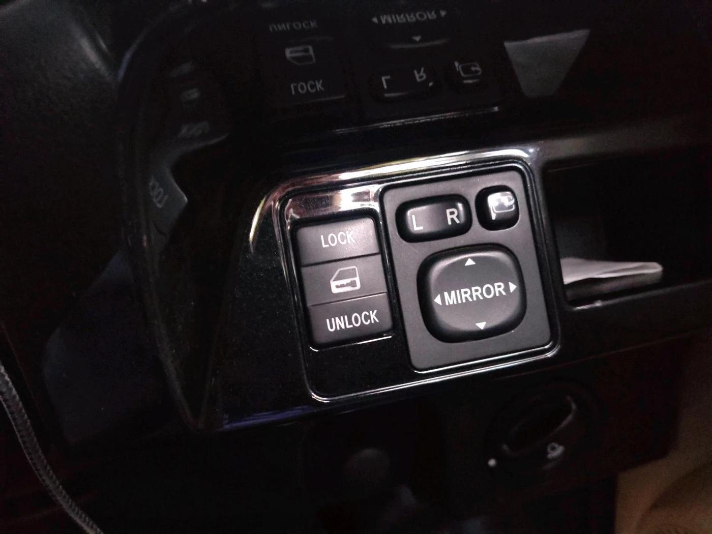 2019 Toyota Etios Liva VX DUAL TONE, Petrol, Manual, 46,700 km, interior