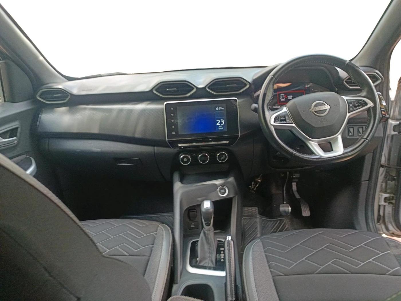 2022 Nissan MAGNITE XV PREMIUM TURBO CVT, Petrol, Automatic, 25,220 km, interior