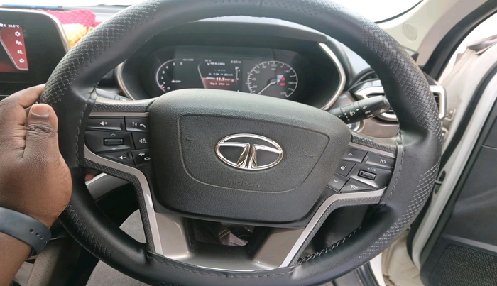 2020 Tata Harrier XZ PLUS 2.0L, Diesel, Manual, 1,54,853 km, interior
