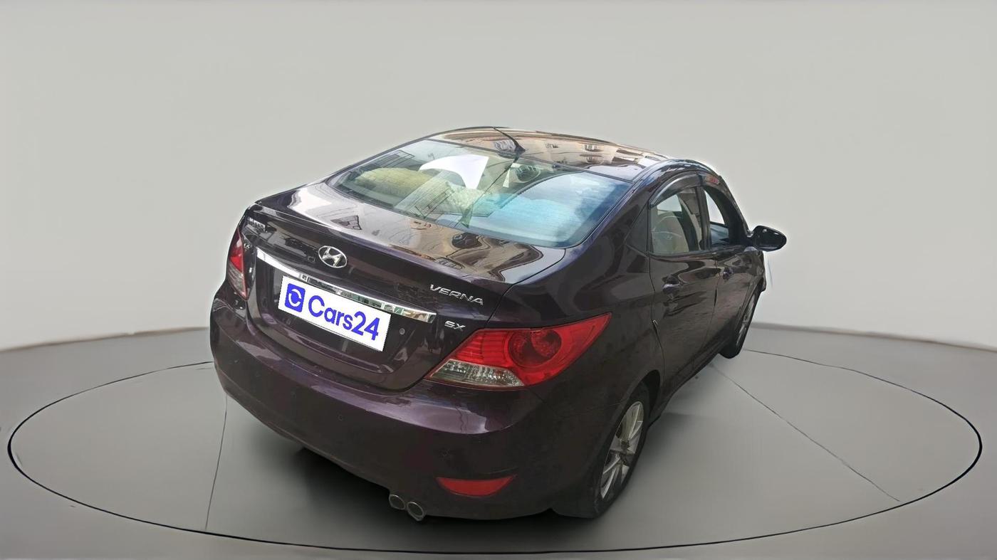 2013 Hyundai Verna FLUIDIC 1.6 VTVT SX, Petrol, Manual, 59,752 km, exterior