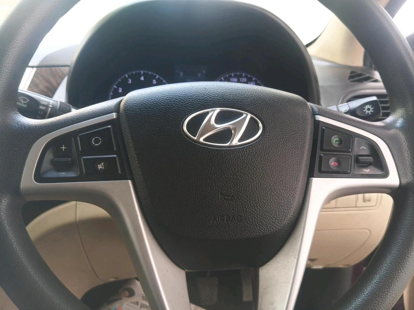 2013 Hyundai Verna FLUIDIC 1.6 VTVT SX, Petrol, Manual, 59,752 km, interior