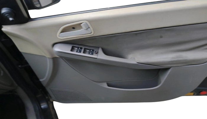 2009 Tata Indica Vista AURA 1.3 QUADRAJET, Diesel, Manual, 95,363 km, interior