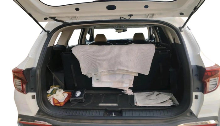 2023 KIA CARENS LUXURY PLUS 1.5 IMT PETROL, Petrol, Manual, 14,820 km, exterior