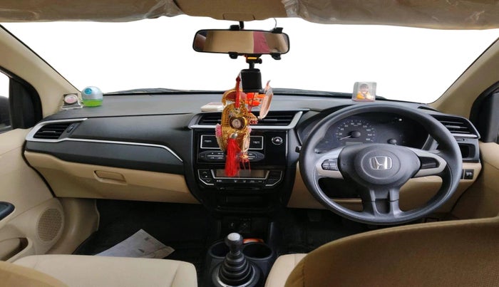 2017 Honda Amaze 1.2L I-VTEC S, Petrol, Manual, 75,839 km, interior