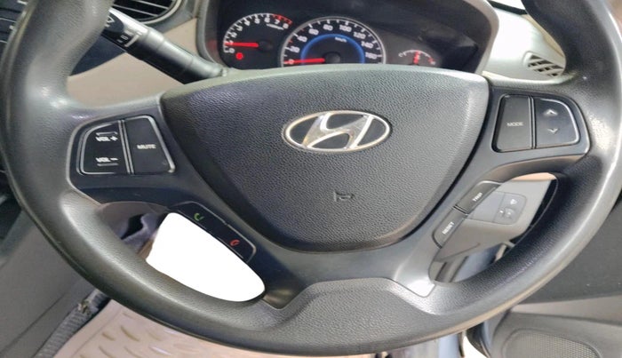 2015 Hyundai Grand i10 SPORTZ 1.2 KAPPA VTVT, Petrol, Manual, 75,530 km, interior