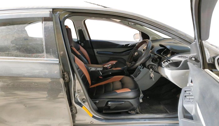 2024 Tata Tiago XT PETROL, Petrol, Manual, 24,864 km, interior