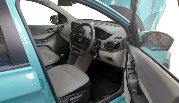 2025 Tata Tiago XZ PLUS PETROL, Petrol, Manual, 6,193 km, interior