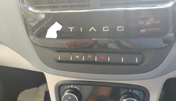 2025 Tata Tiago XZ PLUS PETROL, Petrol, Manual, 6,193 km, interior