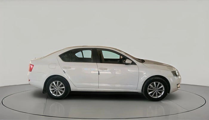 2016 Skoda Octavia 2.0 TDI CR STYLE PLUS AT, Diesel, Automatic, 93,696 km, exterior