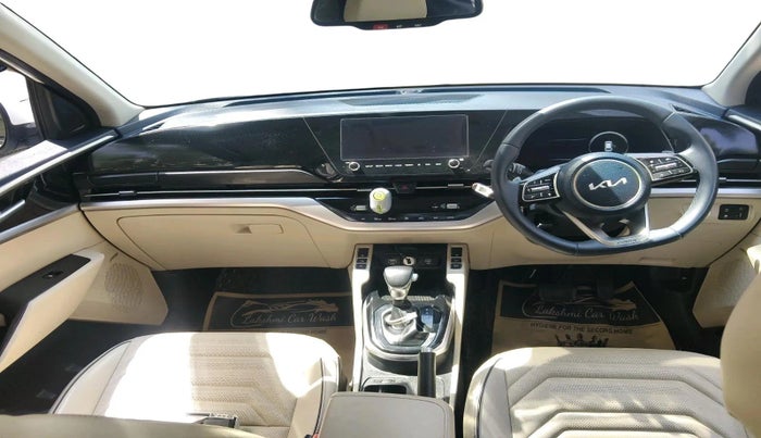 2024 KIA CARENS LUXURY PLUS 1.5 TURBO PETROL DCT 7 STR, Petrol, Automatic, 16,676 km, interior