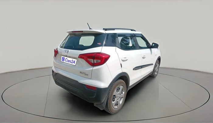 2023 Mahindra XUV300 W6 1.2 PETROL, Petrol, Manual, 46,833 km, exterior