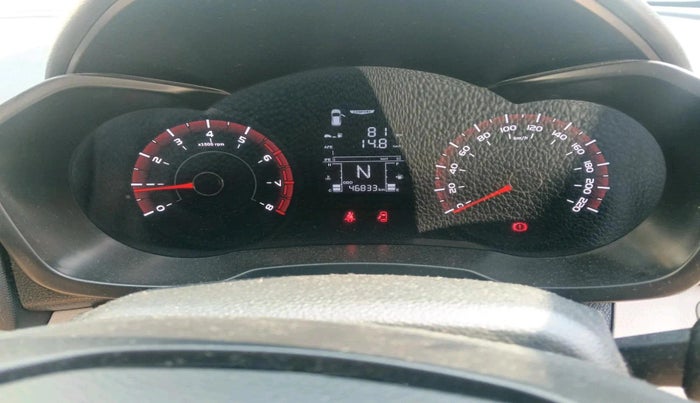 2023 Mahindra XUV300 W6 1.2 PETROL, Petrol, Manual, 46,833 km, interior