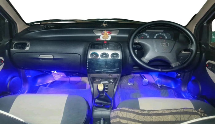 2015 Tata Indica V2 LX DIESEL, Diesel, Manual, 1,24,330 km, interior