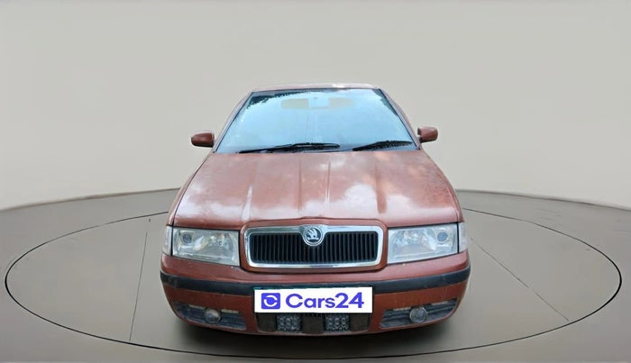 2004 Skoda Octavia AMBIENTE 1.9 TDI, Diesel, Manual, 1,80,814 km, exterior