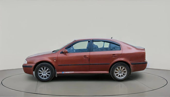 2004 Skoda Octavia AMBIENTE 1.9 TDI, Diesel, Manual, 1,80,814 km, exterior