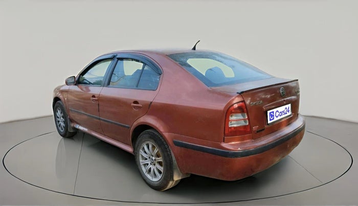 2004 Skoda Octavia AMBIENTE 1.9 TDI, Diesel, Manual, 1,80,814 km, exterior