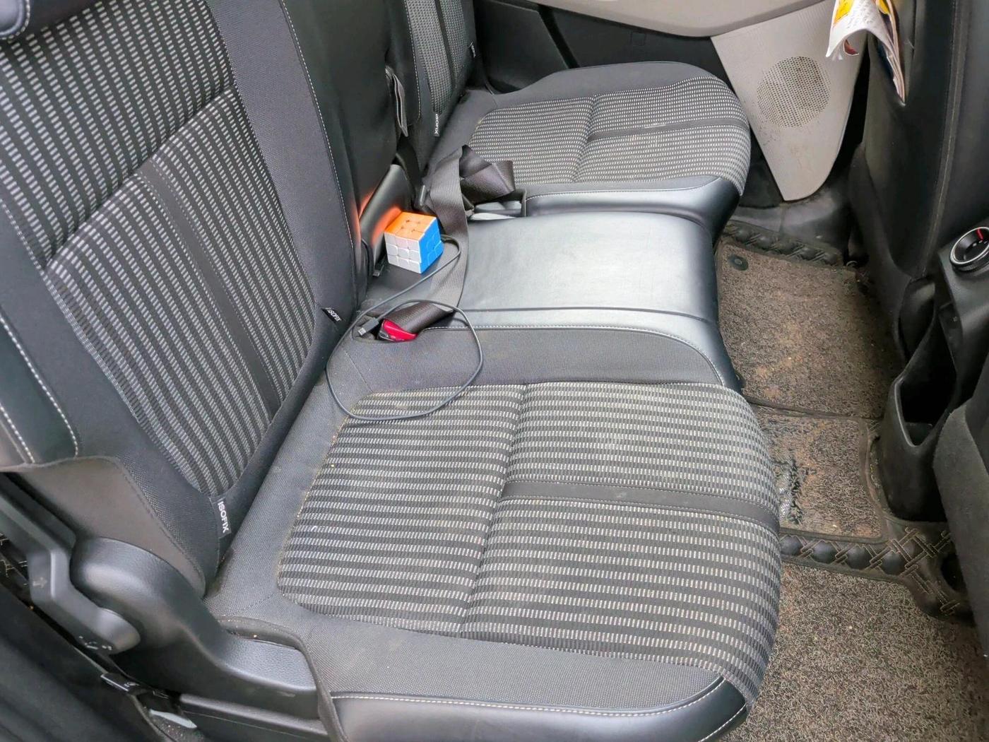 2022 KIA CARENS PRESTIGE 1.4 PETROL 7 STR, Petrol, Manual, 24,731 km, interior