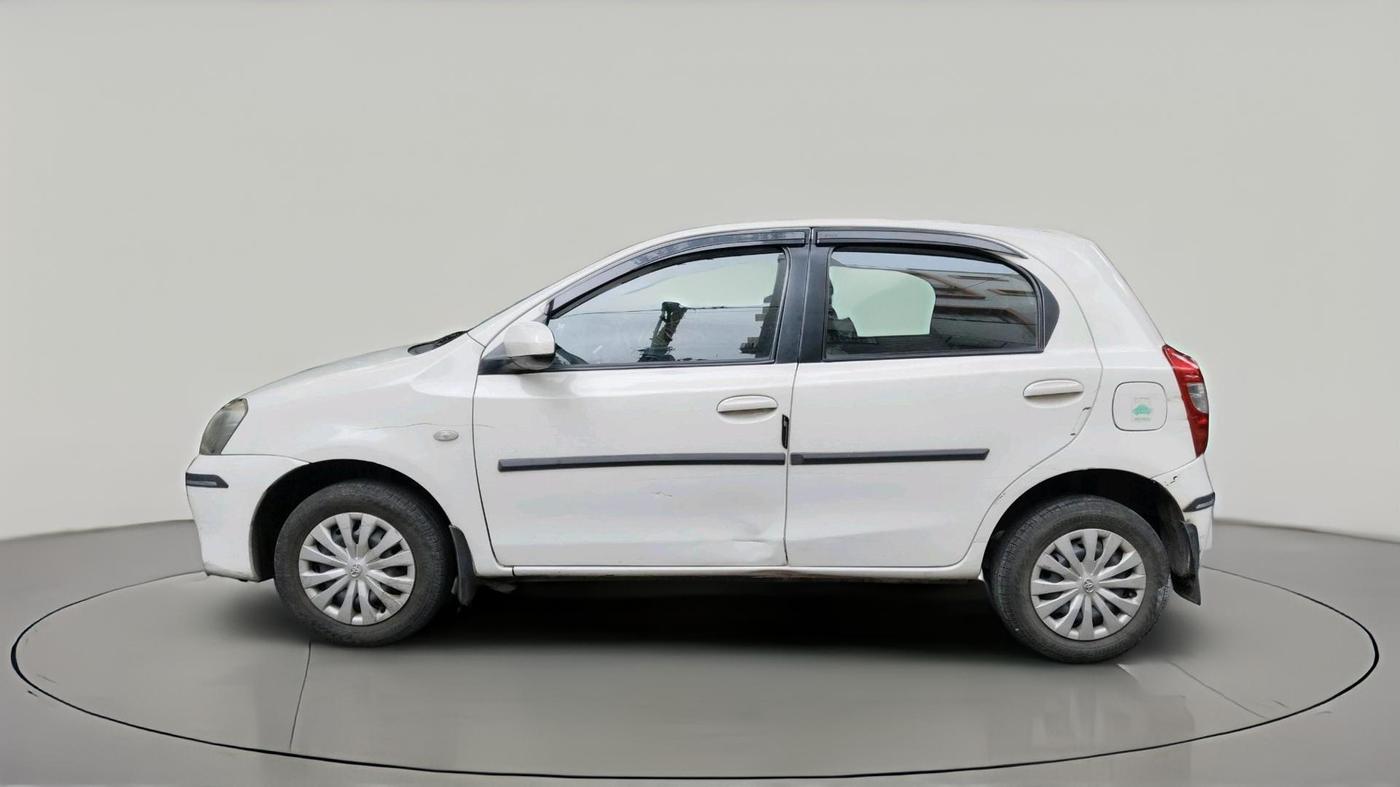 2013 Toyota Etios Liva G, Petrol, Manual, 1,89,140 km, exterior