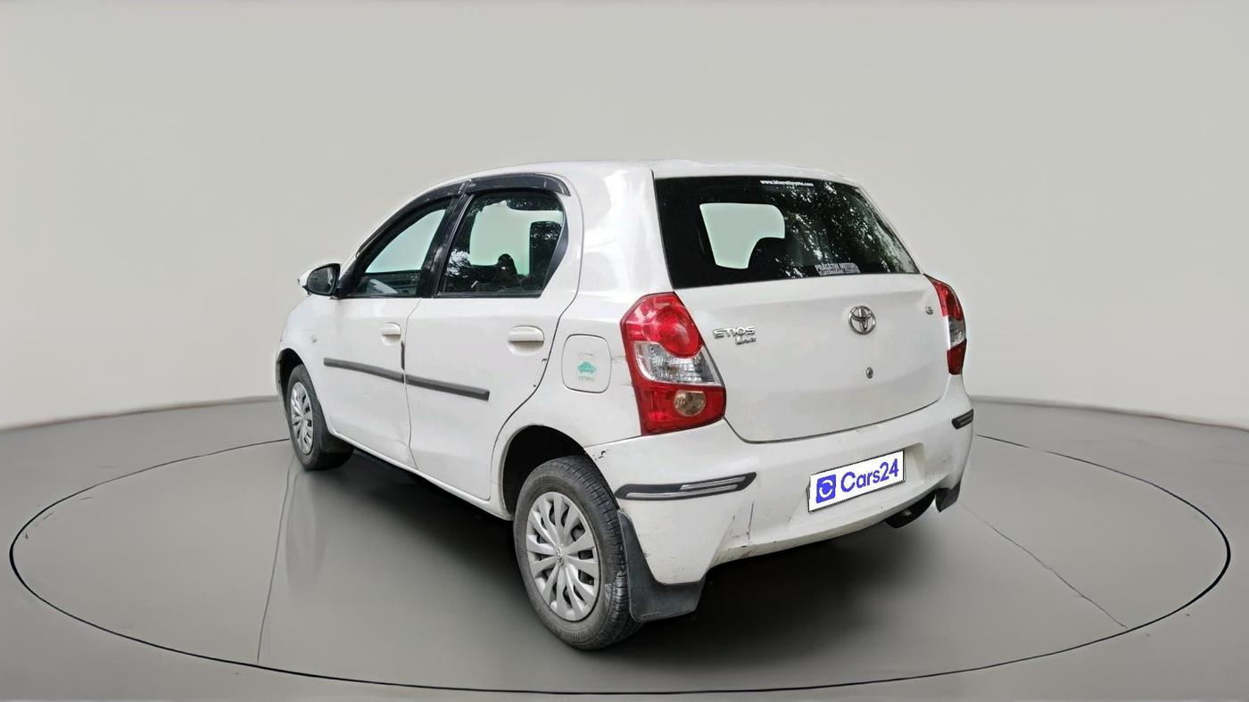2013 Toyota Etios Liva G, Petrol, Manual, 1,89,140 km, exterior