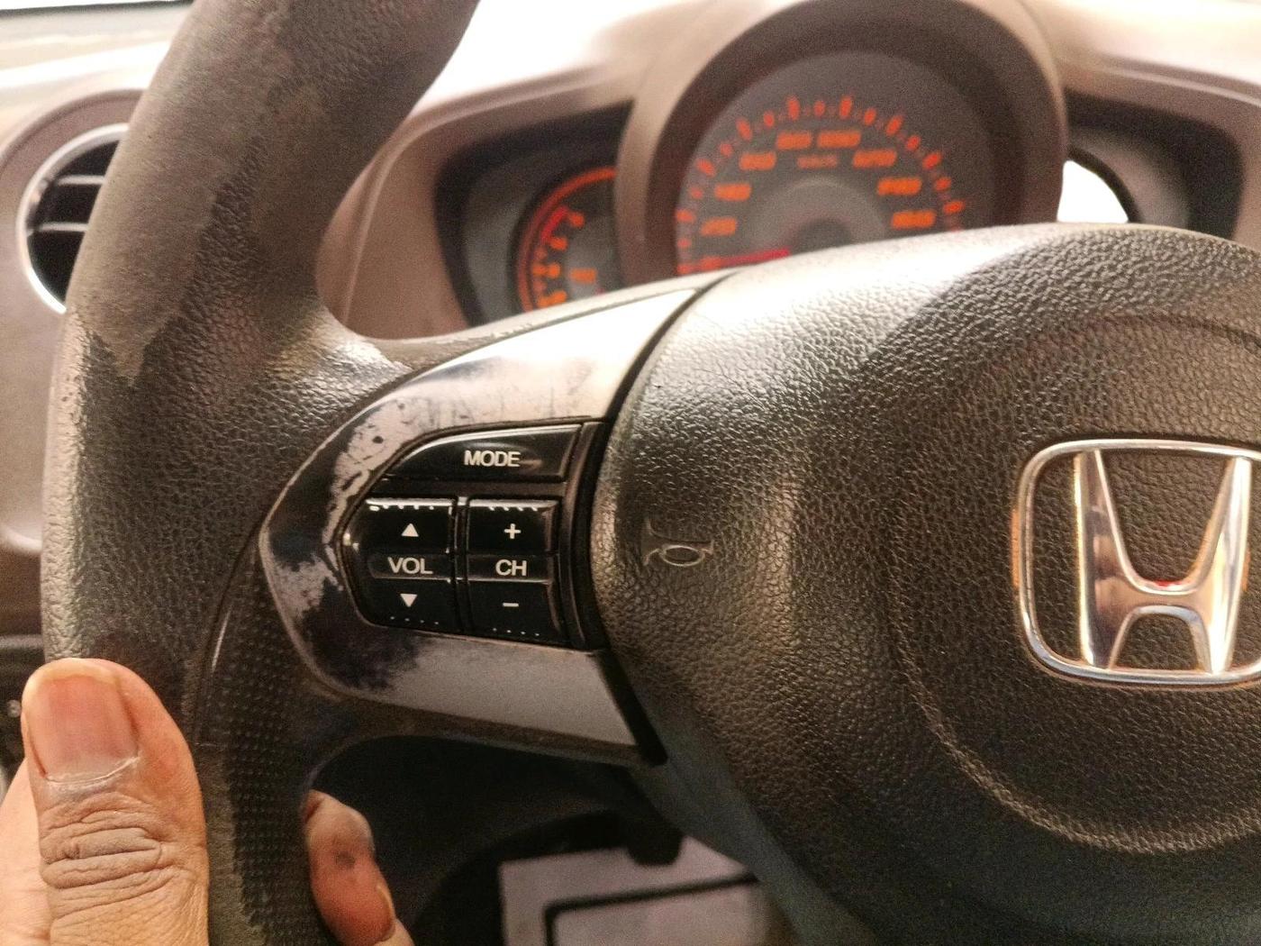 2013 Honda Amaze 1.5L I-DTEC S, Diesel, Manual, 1,64,080 km, interior