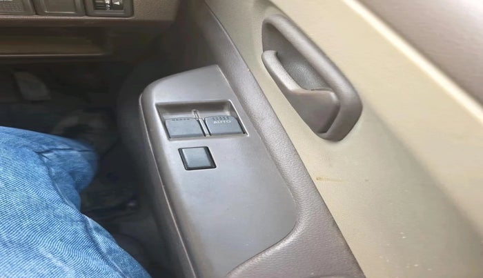 2011 Maruti Zen CARBON, Petrol, Manual, 73,475 km, interior