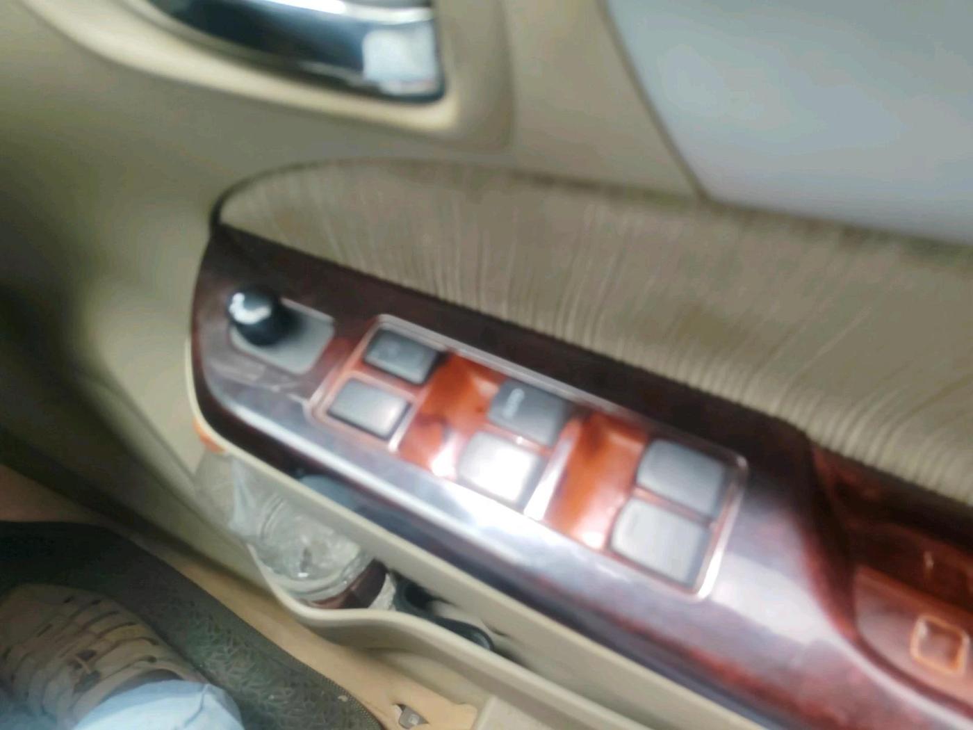 2013 Maruti Ertiga ZXI, Petrol, Manual, 1,03,973 km, interior