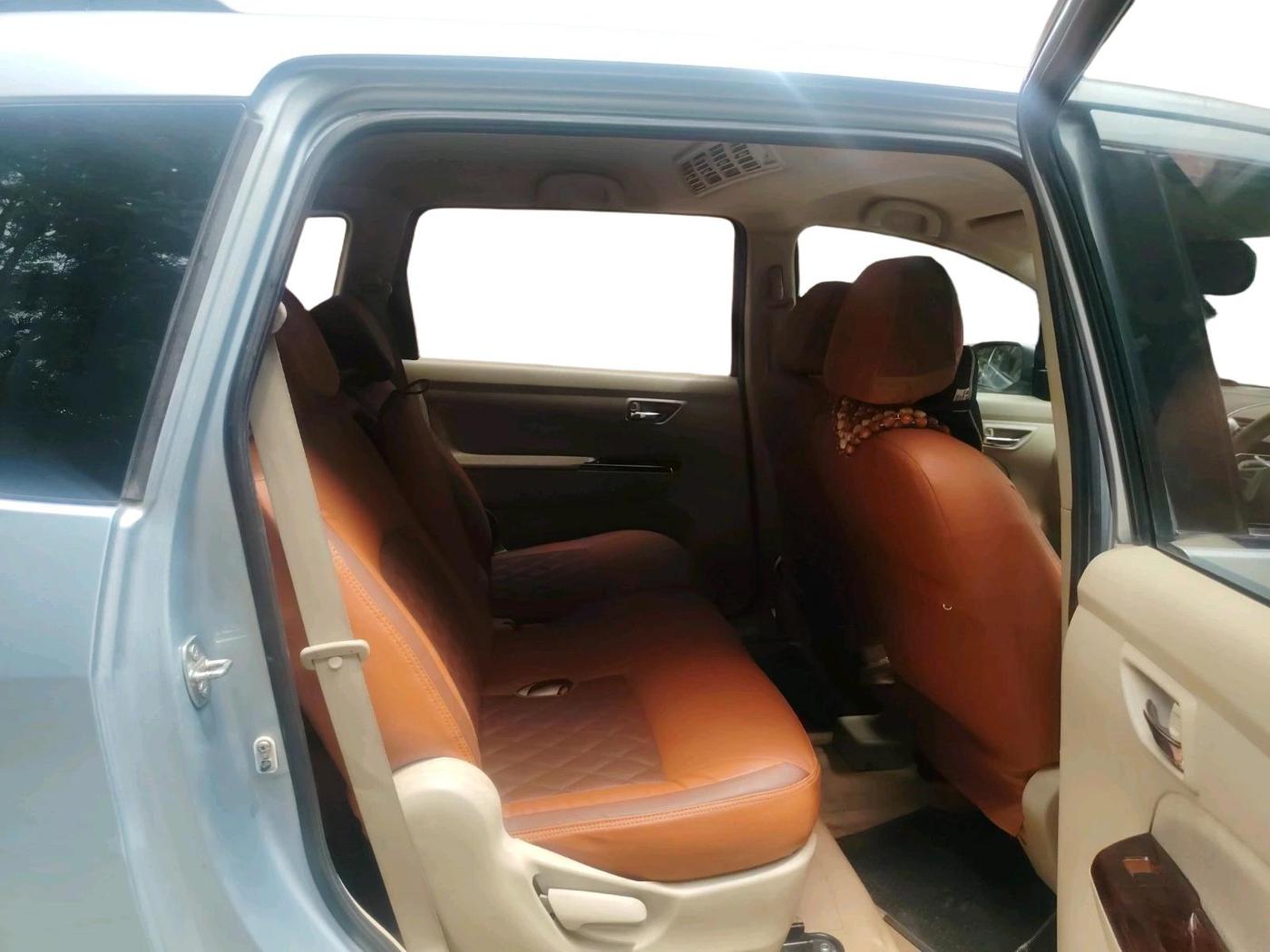 2013 Maruti Ertiga ZXI, Petrol, Manual, 1,03,973 km, interior