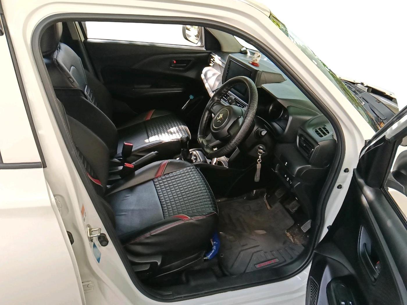 2024 Maruti Swift LXi, Petrol, Manual, 20,026 km, interior