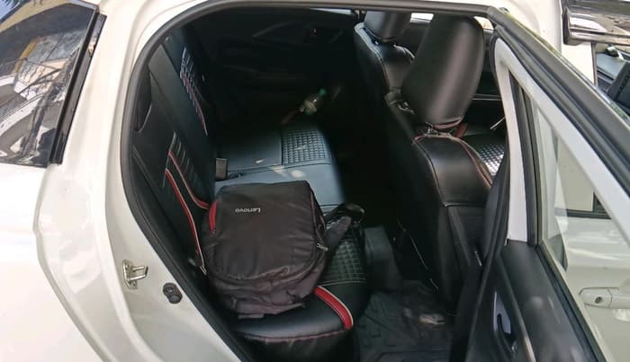 2024 Maruti Swift LXi, Petrol, Manual, 20,026 km, interior
