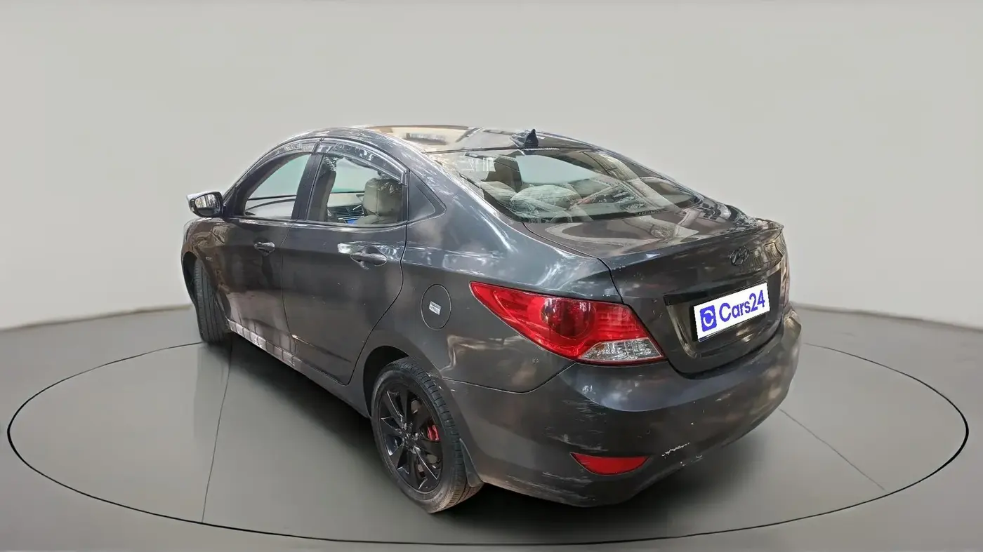 2013 Hyundai Verna FLUIDIC 1.6 VTVT SX, Petrol, Manual, 77,573 km, exterior