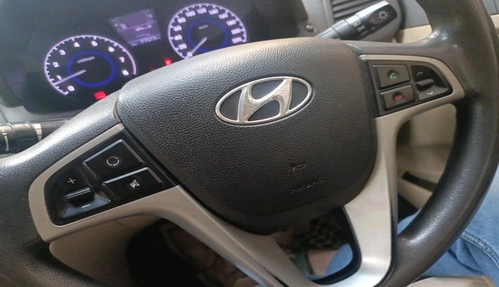 2013 Hyundai Verna FLUIDIC 1.6 VTVT SX, Petrol, Manual, 77,573 km, interior