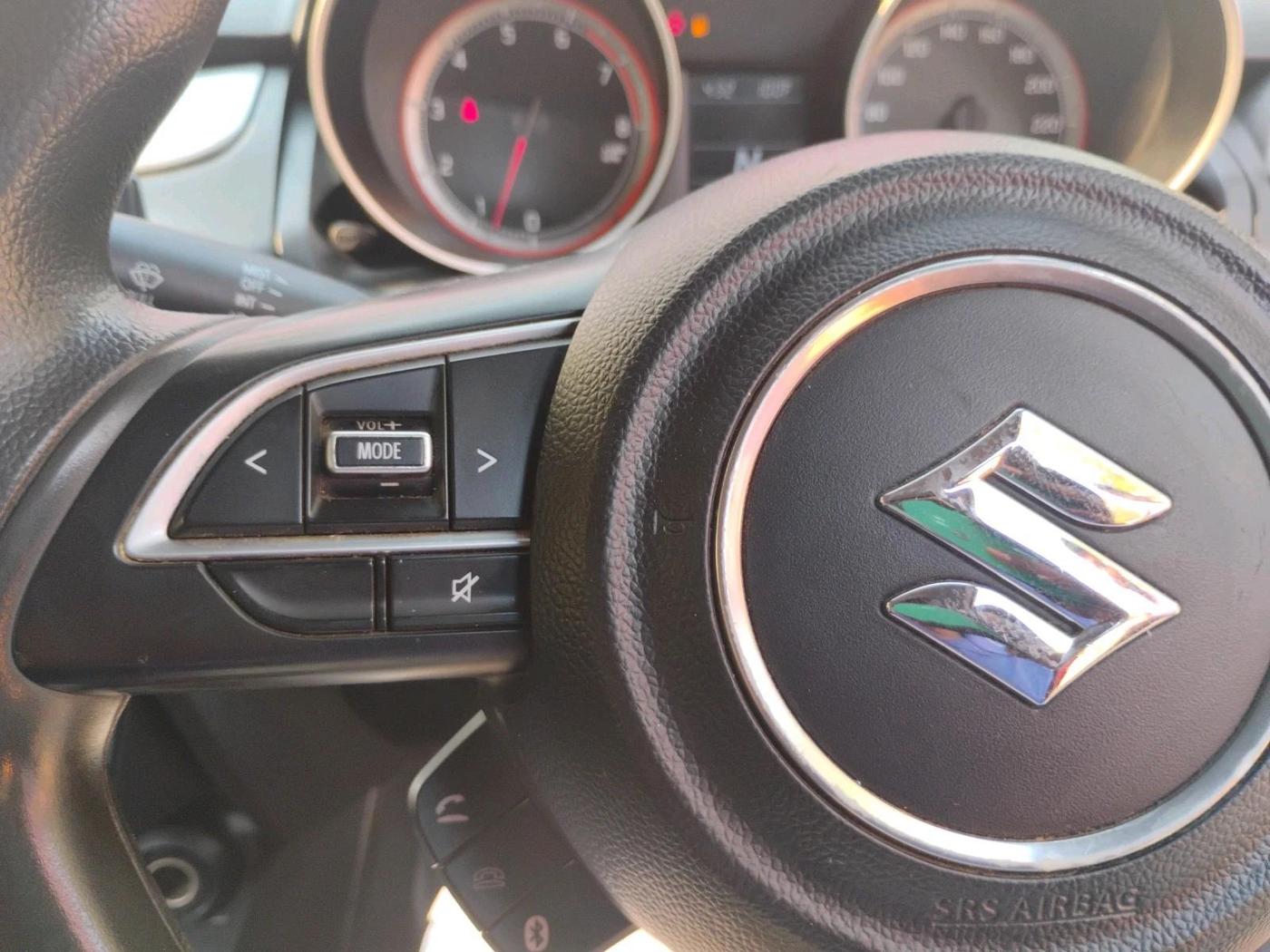 2018 Maruti Swift VXI AMT, Petrol, Automatic, 1,15,150 km, interior
