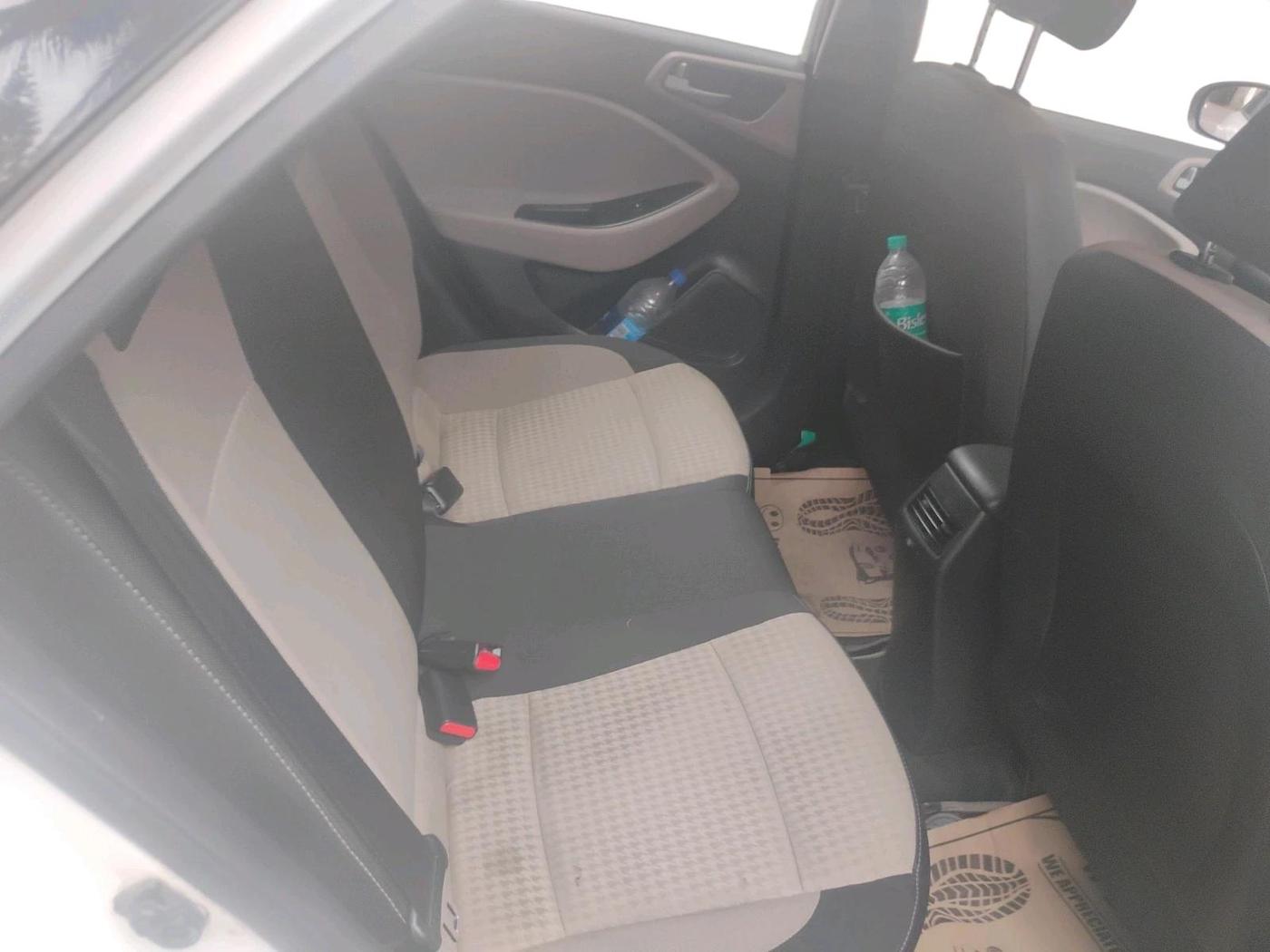2018 Hyundai Elite i20 MAGNA EXECUTIVE 1.2, Petrol, Manual, 21,981 km, interior