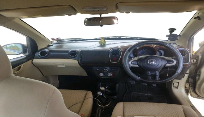 2015 Honda Mobilio 1.5L I-DTEC V, Diesel, Manual, 63,437 km, interior