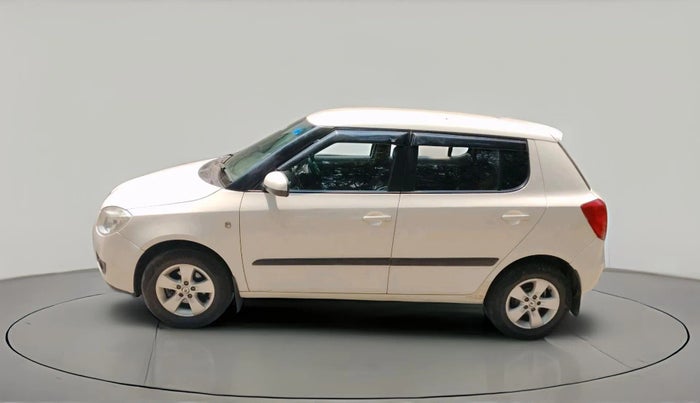 2009 Skoda Fabia ACTIVE 1.2 MPI, Petrol, Manual, 1,01,577 km, exterior