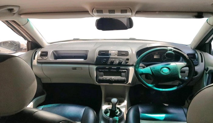 2009 Skoda Fabia ACTIVE 1.2 MPI, Petrol, Manual, 1,01,577 km, interior