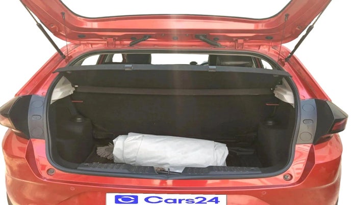 2022 Tata ALTROZ XZ PETROL, Petrol, Manual, 14,649 km, exterior