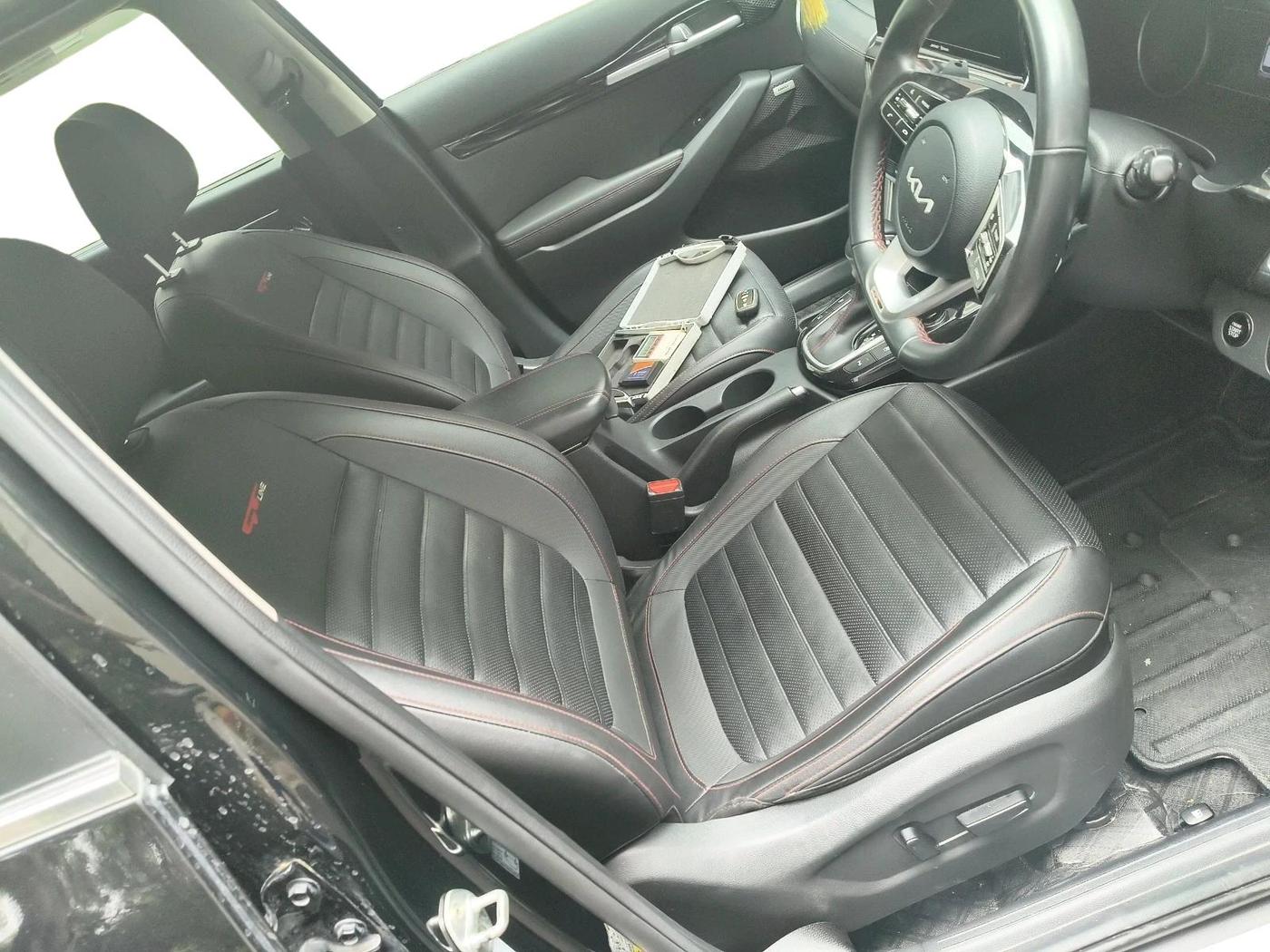 2021 KIA SELTOS GTX PLUS AT 1.5 DIESEL, Diesel, Automatic, 61,867 km, interior
