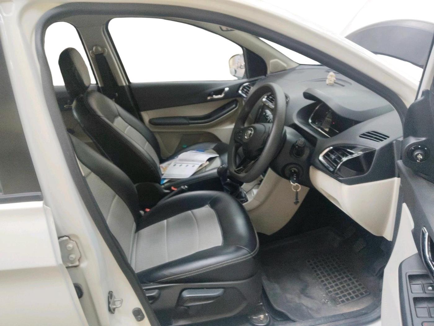 2022 Tata Tiago XZ PLUS PETROL, Petrol, Manual, 28,591 km, interior