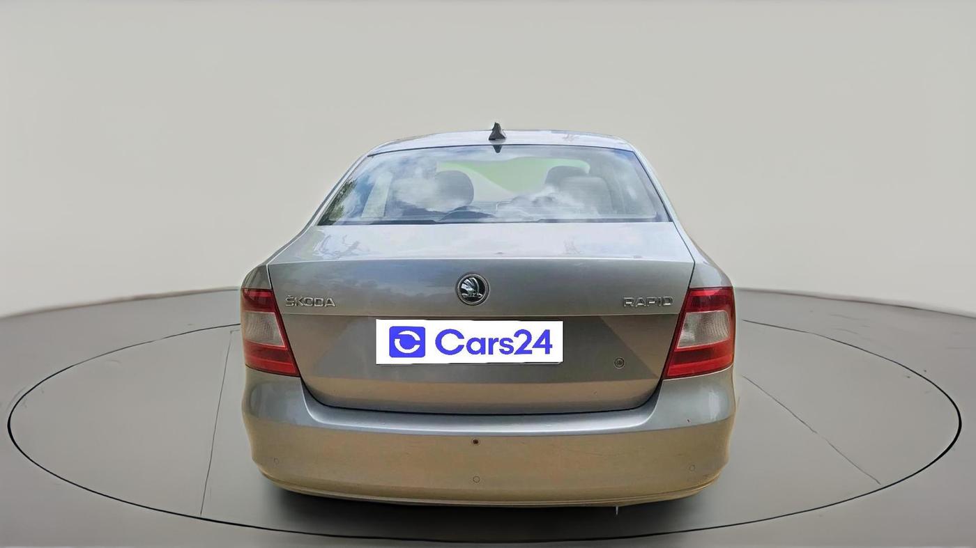 2014 Skoda Rapid 1.5 TDI CR ELEGANCE AT, Diesel, Automatic, 74,544 km, exterior