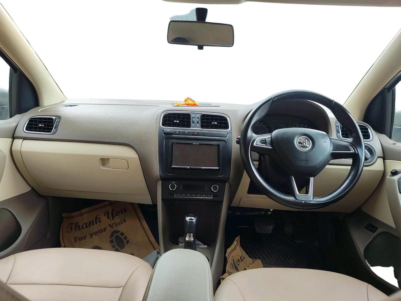 2014 Skoda Rapid 1.5 TDI CR ELEGANCE AT, Diesel, Automatic, 74,544 km, interior