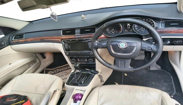 2013 Skoda Superb ELEGANCE 1.8 TSI AT, Petrol, Automatic, 88,533 km, interior