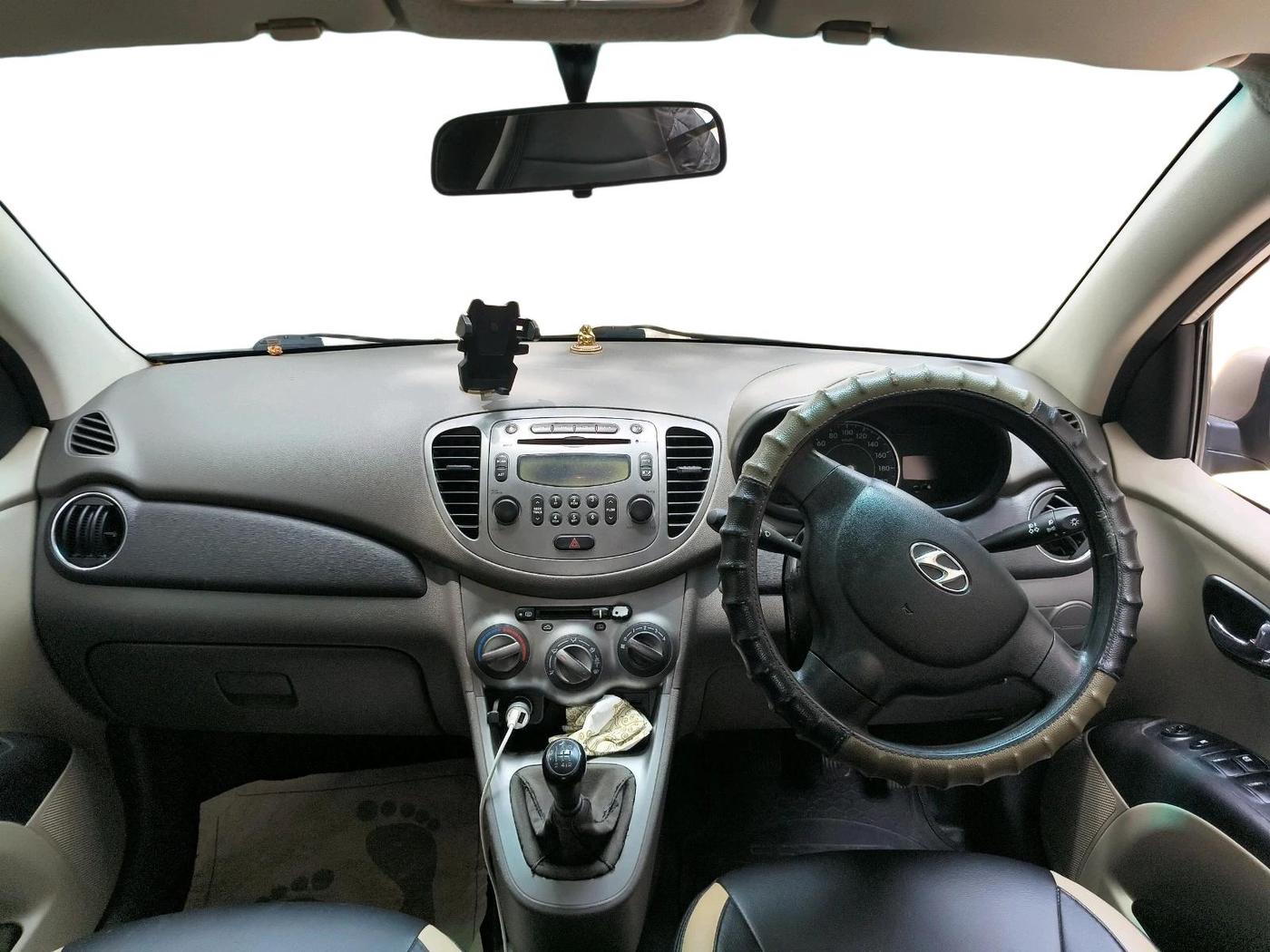 2011 Hyundai i10 SPORTZ 1.2, Petrol, Manual, 1,18,395 km, interior