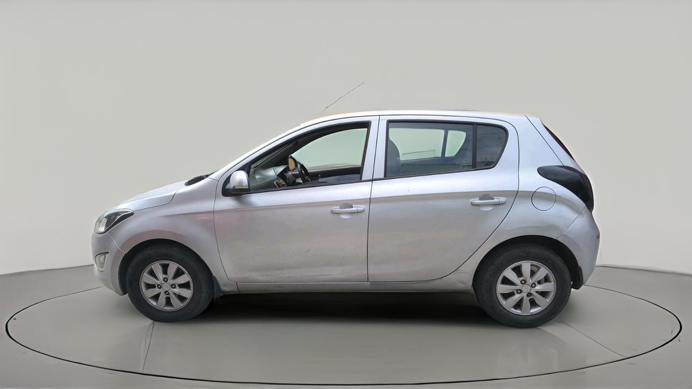 2013 Hyundai i20 SPORTZ 1.2, Petrol, Manual, 1,00,405 km, exterior