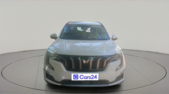 2023 Mahindra XUV700 AX 7 D AT 7 STR, Diesel, Automatic, 32,823 km, exterior