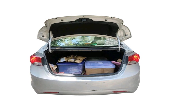 2013 Hyundai New Elantra 1.8 SX AT VTVT, Petrol, Automatic, 74,341 km, exterior