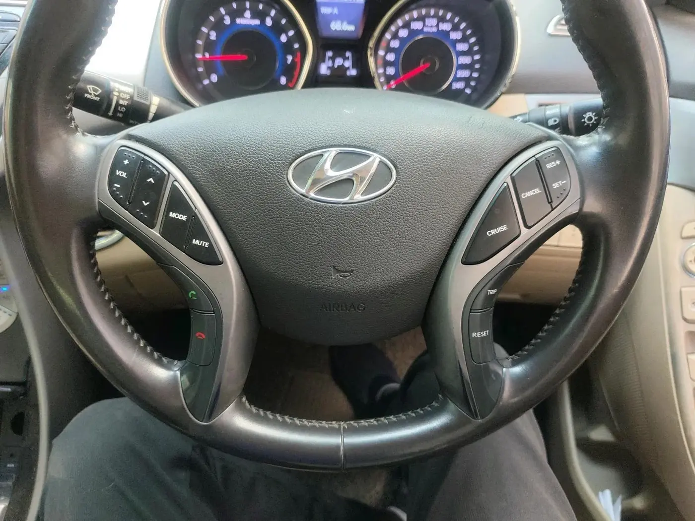 2013 Hyundai New Elantra 1.8 SX AT VTVT, Petrol, Automatic, 74,341 km, interior
